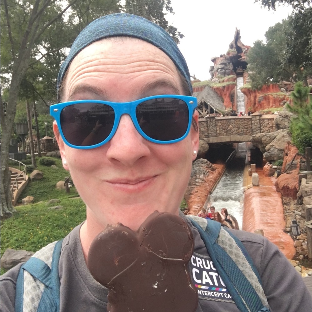 Meet your Posher, Elizabeth